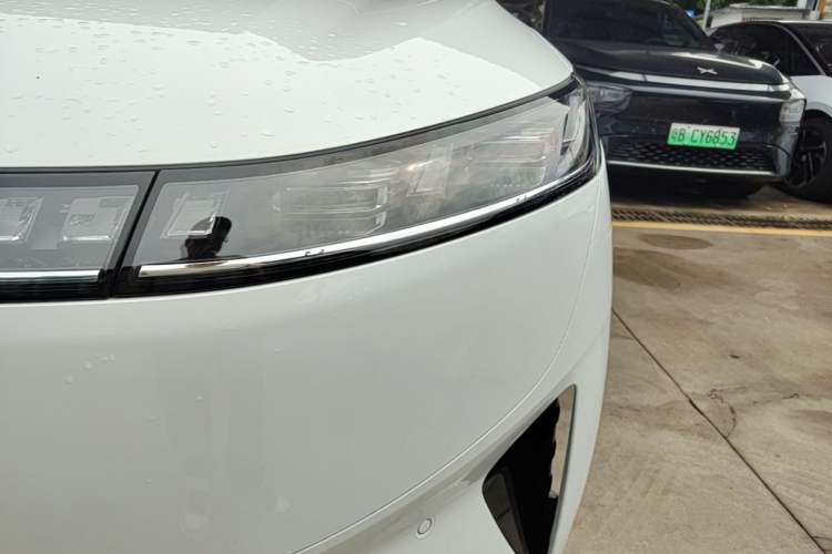 Used Dongfeng eπ eπ008 2026 Model Six-Seat Pure-Electric Family Edition Left Front Headlight