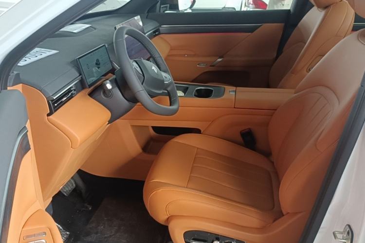 Used Dongfeng eπ eπ008 2026 Model Six-Seat Range-Extended Family Edition Left Front Seat