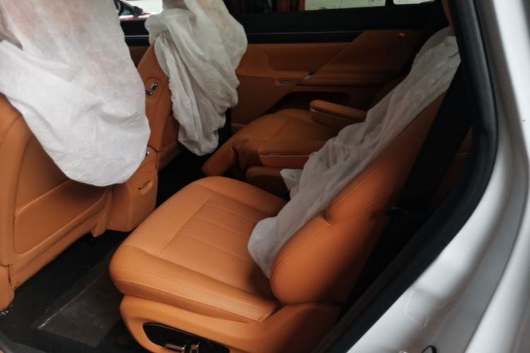 Used Dongfeng eπ eπ008 2026 Model Six-Seat Range-Extended Family Delight Edition Left Rear Seat
