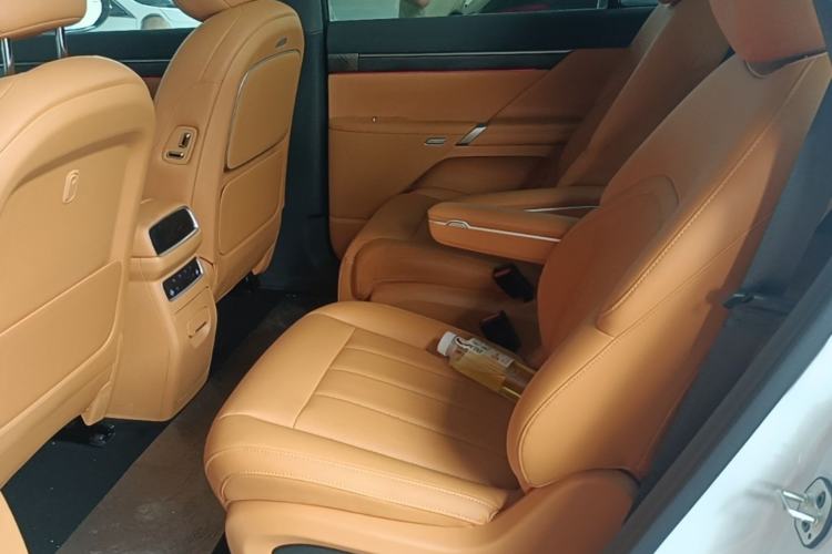 Used Dongfeng eπ eπ008 2026 Model Six-Seat Range-Extended Family Edition Left Rear Seat