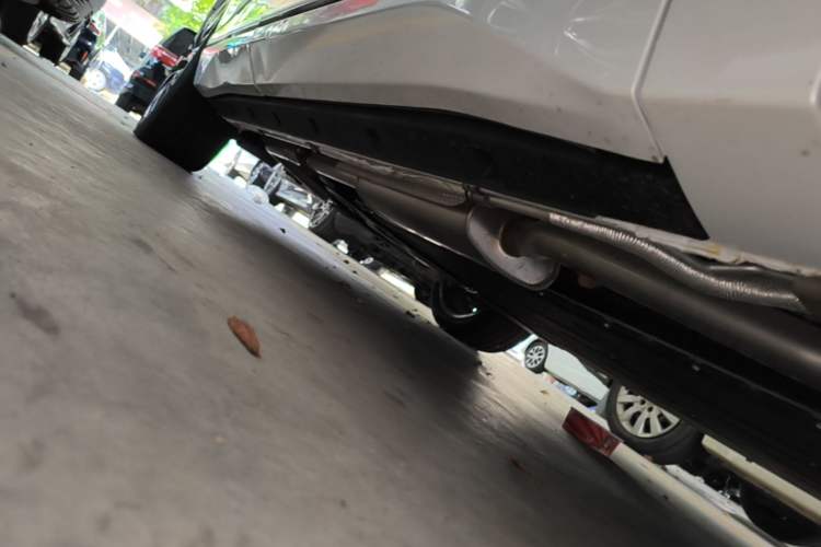 Used Dongfeng eπ eπ008 2026 Model Six-Seat Range-Extended Family Delight Edition Right Side Sill