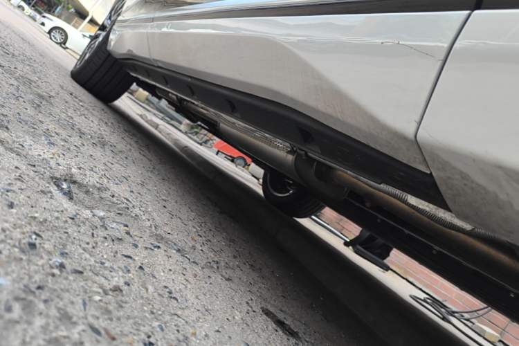 Used Dongfeng eπ eπ008 2026 Model Six-Seat Range-Extended Family Delight Edition Right Side Sill