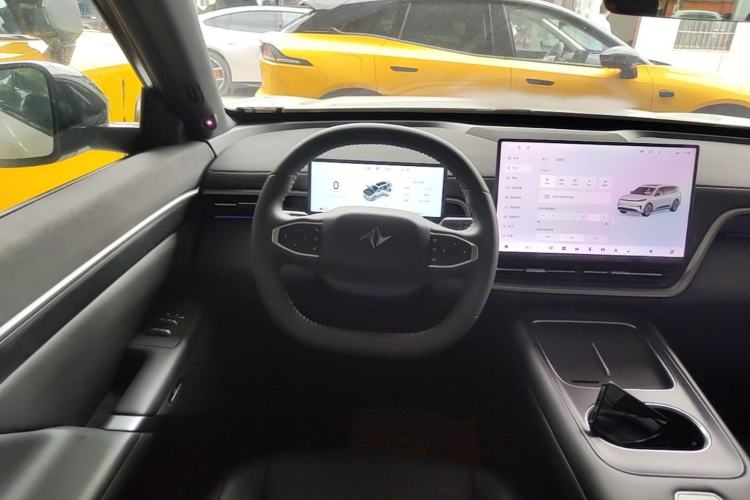 Used Dongfeng eπ eπ008 2026 Model Six-Seat Pure-Electric Family Edition Steering Wheel