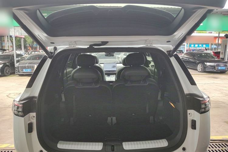 Used Dongfeng eπ eπ008 2026 Model Six-Seat Pure-Electric Family Edition Trunk
