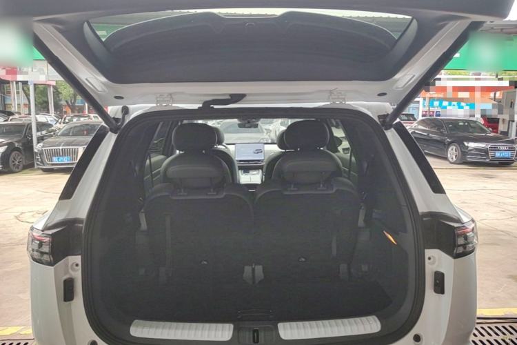 Used Dongfeng eπ eπ008 2026 Model Six-Seat Pure-Electric Family Edition Trunk