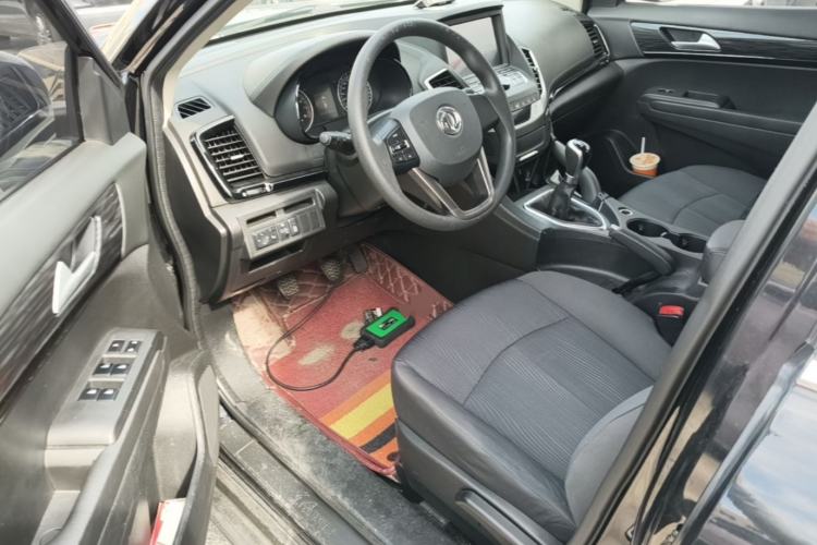 Used Dongfeng Fengdu MX5 2016 1.4T Manual Fashion Edition Driver Seat