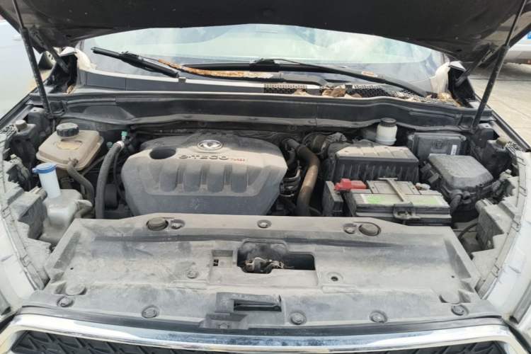 Used Dongfeng Fengdu MX5 2016 1.4T Manual Fashion Edition Engine Bay