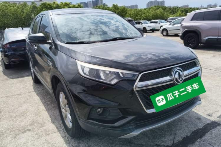 Used Dongfeng Fengdu MX5 2016 1.4T Manual Fashion Edition Front Right 45 Deg
