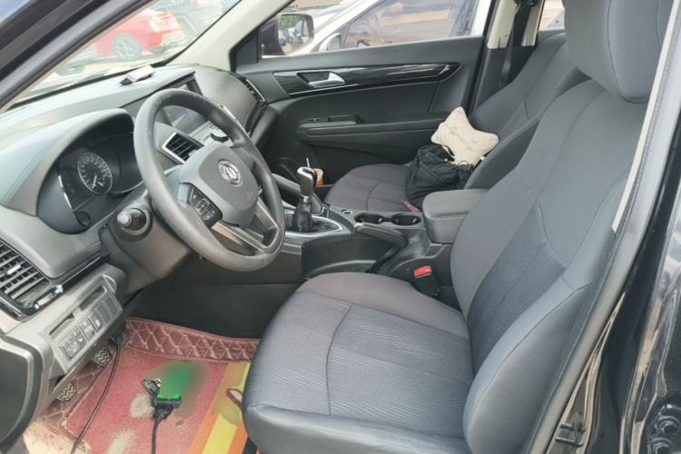 Used Dongfeng Fengdu MX5 2016 1.4T Manual Fashion Edition Left Front Seat