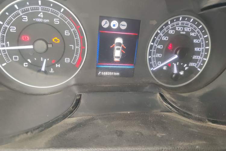 Used Dongfeng Fengdu MX5 2016 1.4T Manual Luxury Edition Odometer Close Up