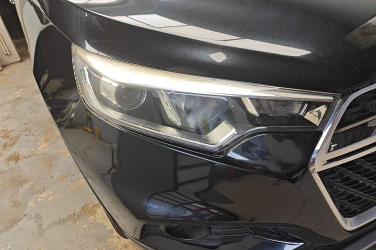 Used Dongfeng Fengdu MX5 2016 1.4T Manual Fashion Edition Right Front Headlight