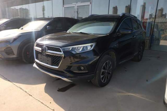 Used Dongfeng Fengdu MX5 2016 2.0L Manual Elite Edition