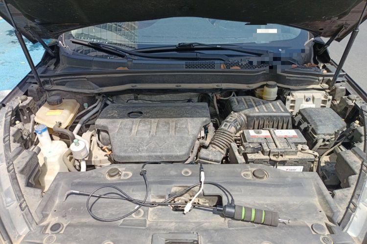 Used Dongfeng Fengdu MX5 2016 2.0L Automatic Flagship Edition Engine Bay
