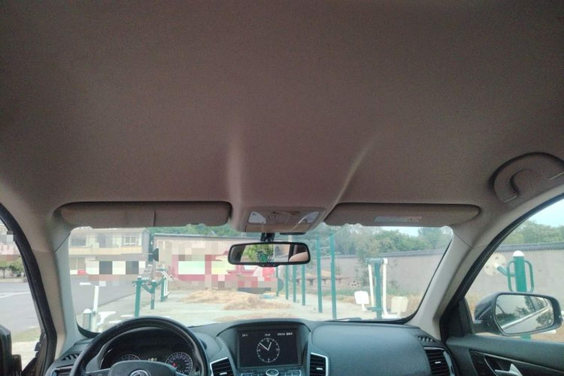 Used Dongfeng Fengdu MX5 2016 2.0L Manual Elite Edition Headliner