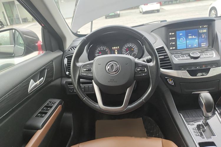Used Dongfeng Fengdu MX5 2016 2.0L Automatic Flagship Edition Steering Wheel