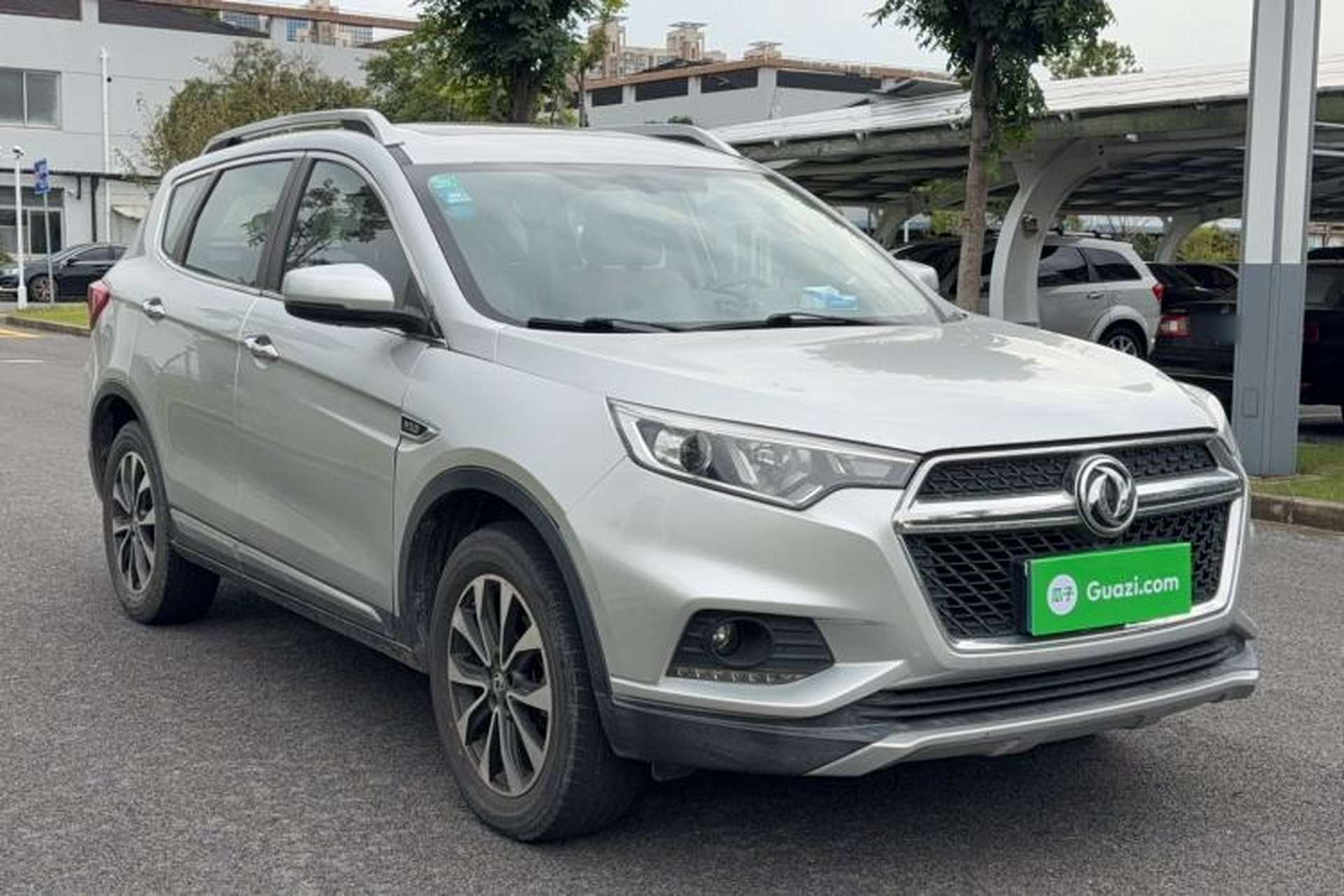 Used Dongfeng Fengdu MX5 2016 2.0L Automatic Flagship Edition Exterior 3