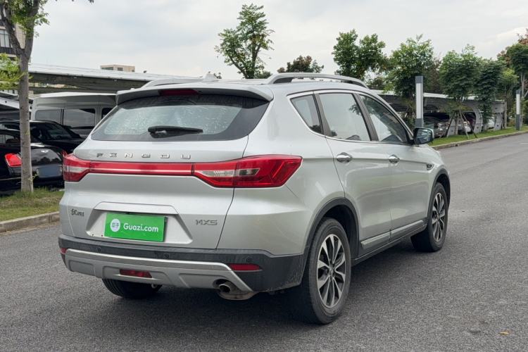 Used Dongfeng Fengdu MX5 2016 2.0L Automatic Flagship Edition Exterior 4