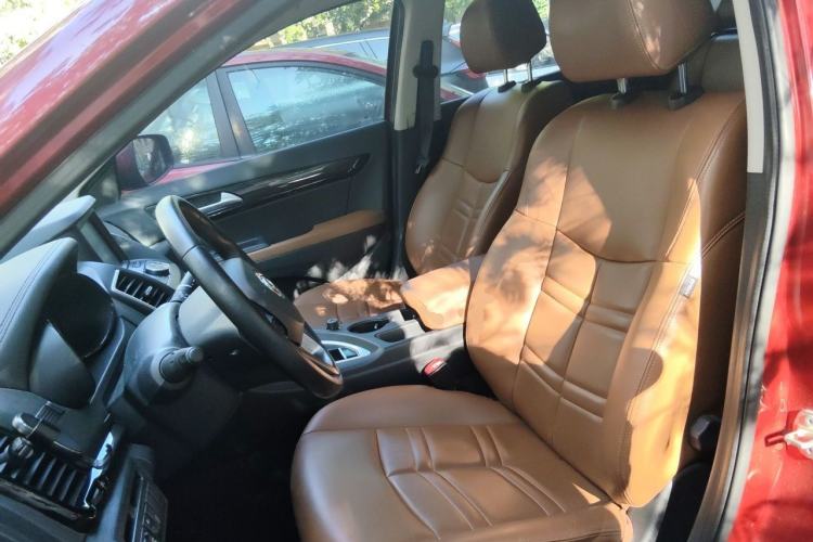 Used Dongfeng Fengdu MX5 2016 2.0L Automatic Flagship Edition Left Front Seat