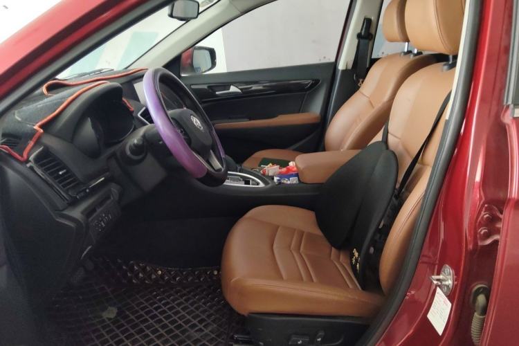 Used Dongfeng Fengdu MX5 2016 2.0L Automatic Flagship Edition Left Front Seat