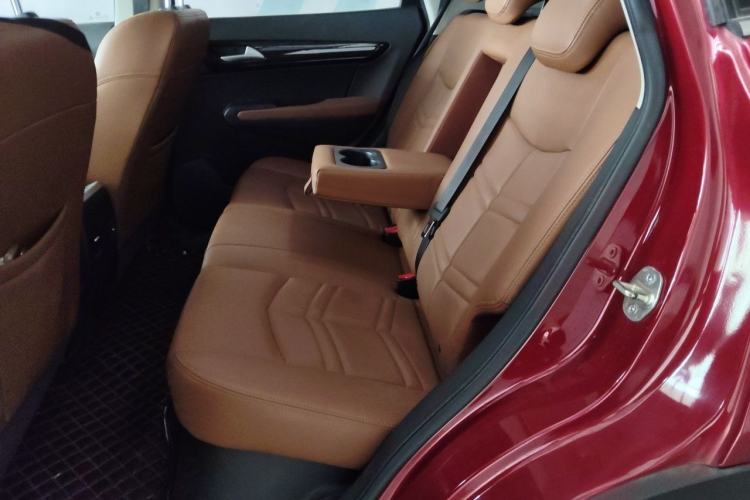 Used Dongfeng Fengdu MX5 2016 2.0L Automatic Flagship Edition Left Rear Seat