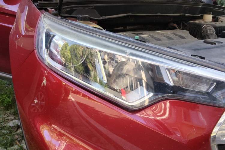 Used Dongfeng Fengdu MX5 2016 2.0L Automatic Flagship Edition Right Front Headlight