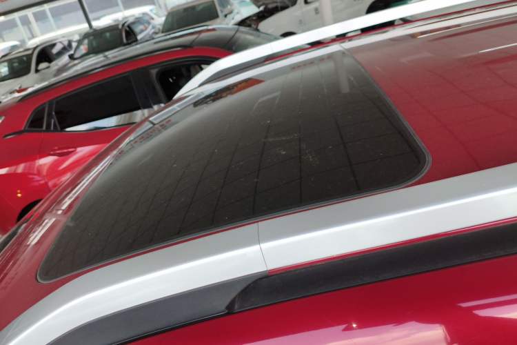 Used Dongfeng Fengdu MX5 2016 2.0L Automatic Flagship Edition Roof