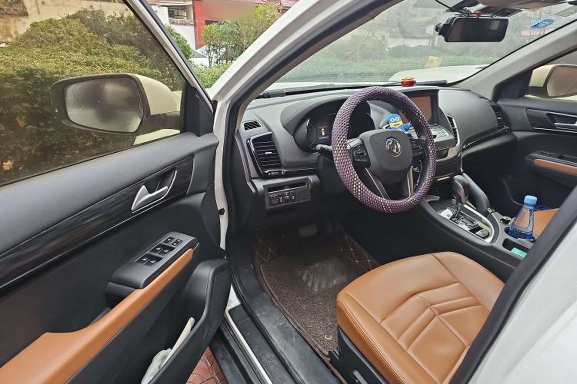 Used Dongfeng Fengdu MX5 2016 2.0L Automatic Flagship Edition Driver Seat