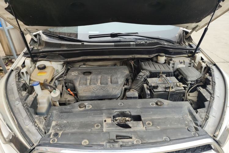 Used Dongfeng Fengdu MX5 2016 2.0L Manual Elite Edition Engine Bay