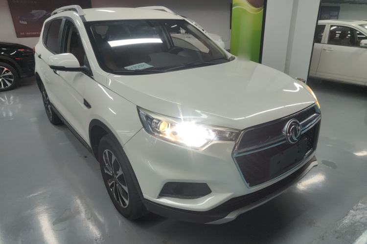 Used Dongfeng Fengdu MX5 2016 1.4T Manual Luxury Edition Exterior 2