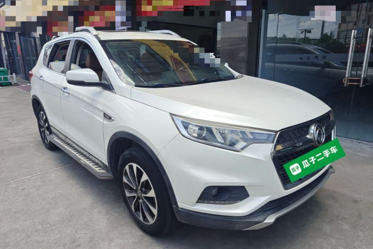 Used Dongfeng Fengdu MX5 2016 2.0L Automatic Flagship Edition Front Right 45 Deg