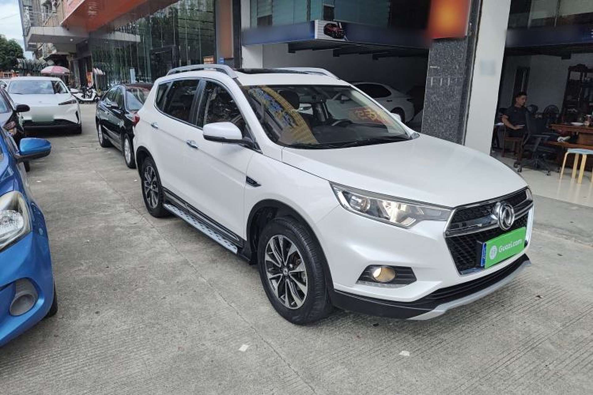 Used Dongfeng Fengdu MX5 2016 2.0L Automatic Flagship Edition Front Right 45 Deg