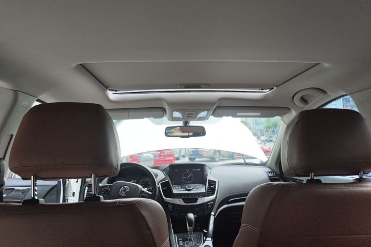 Used Dongfeng Fengdu MX5 2016 2.0L Automatic Flagship Edition Headliner