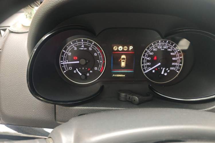 Used Dongfeng Fengdu MX5 2016 2.0L Automatic Flagship Edition Instrument Cluster