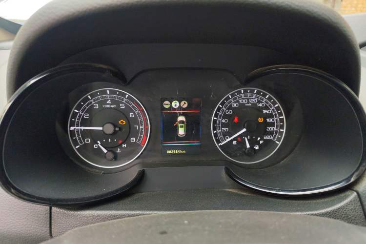 Used Dongfeng Fengdu MX5 2016 2.0L Manual Elite Edition Instrument Cluster