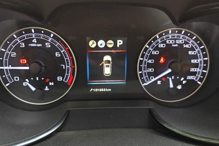 Used Dongfeng Fengdu MX5 2016 2.0L Automatic Flagship Edition Instrument Cluster