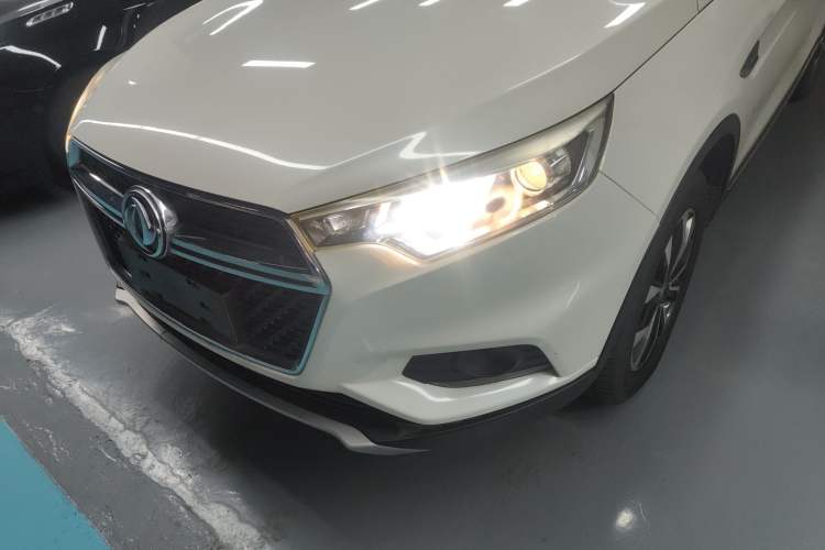 Used Dongfeng Fengdu MX5 2016 1.4T Manual Luxury Edition Left Front Headlight