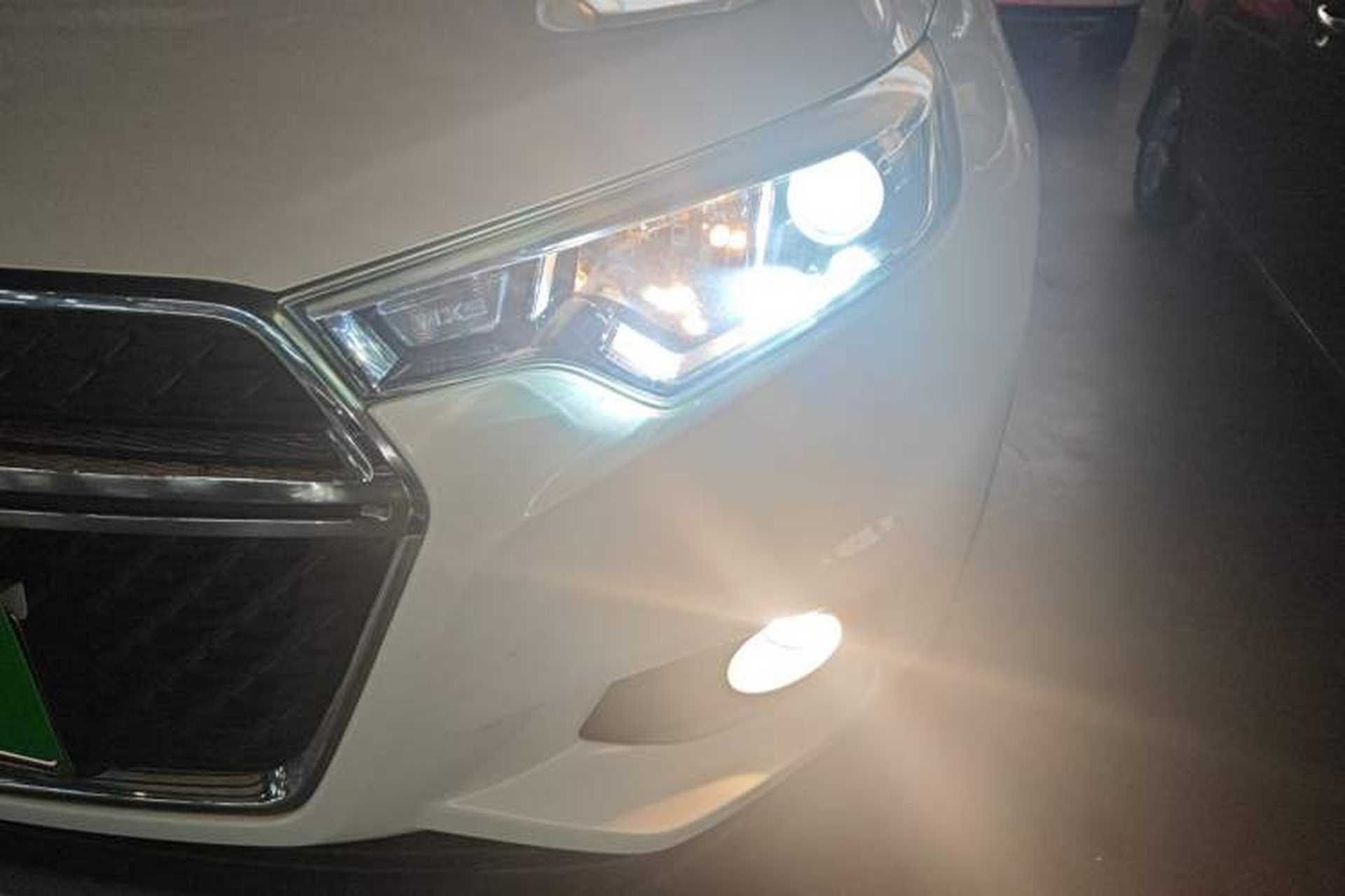 Used Dongfeng Fengdu MX5 2016 2.0L Automatic Flagship Edition Left Front Headlight