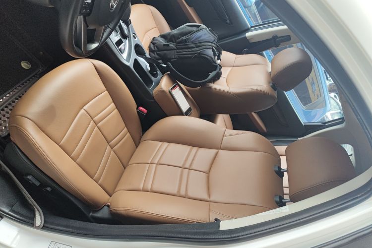 Used Dongfeng Fengdu MX5 2016 2.0L Automatic Flagship Edition Left Front Seat
