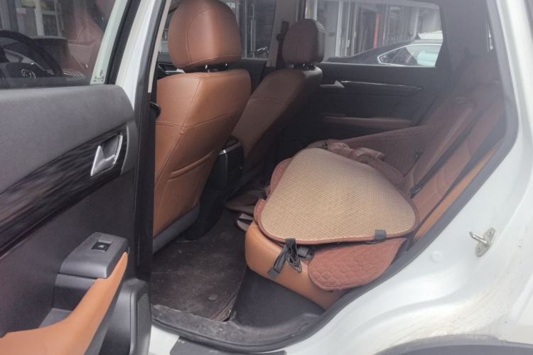 Used Dongfeng Fengdu MX5 2016 2.0L Automatic Flagship Edition Left Rear Seat