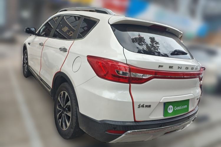 Used Dongfeng Fengdu MX5 2016 1.4T Manual Luxury Edition Rear Left 45 Deg