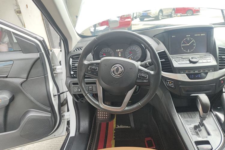 Used Dongfeng Fengdu MX5 2016 2.0L Automatic Flagship Edition Steering Wheel
