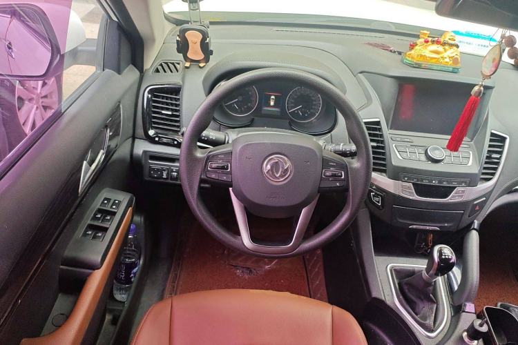 Used Dongfeng Fengdu MX5 2016 1.4T Manual Luxury Edition Steering Wheel
