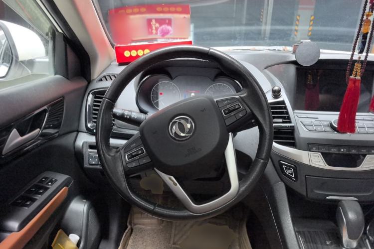 Used Dongfeng Fengdu MX5 2016 2.0L Automatic Flagship Edition Steering Wheel