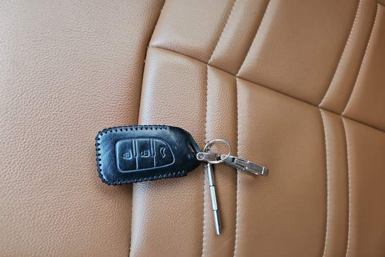 Used Dongfeng Fengdu MX5 2016 2.0L Automatic Flagship Edition Vehicle Key