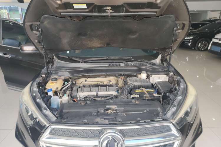 Used Dongfeng Fengdu MX5 2017 2.0L Automatic Urban Edition Engine Bay