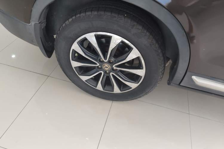 Used Dongfeng Fengdu MX5 2017 2.0L Automatic Urban Edition Exterior 8