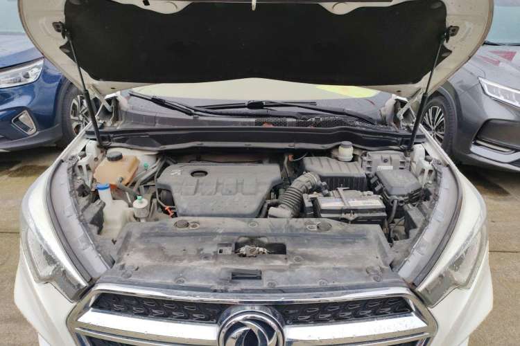Used Dongfeng Fengdu MX5 2017 2.0L Automatic Urban Edition Engine Bay