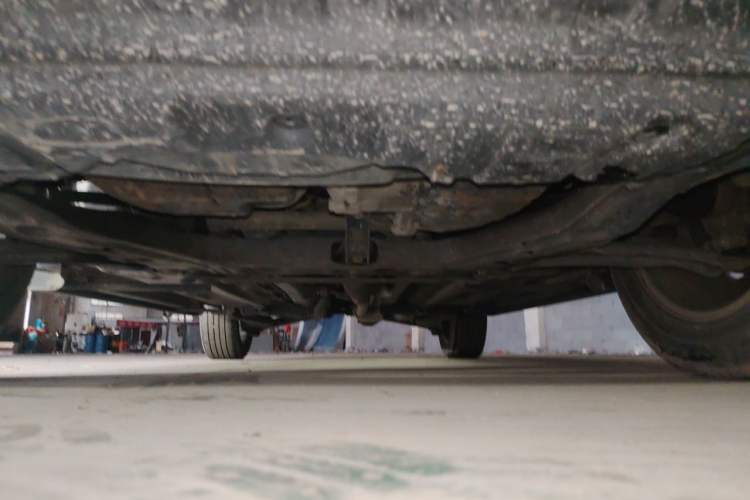 Used Dongfeng Fengdu MX6 2015 2.0L CVT Two-Wheel Drive Excellence Edition Chassis Front