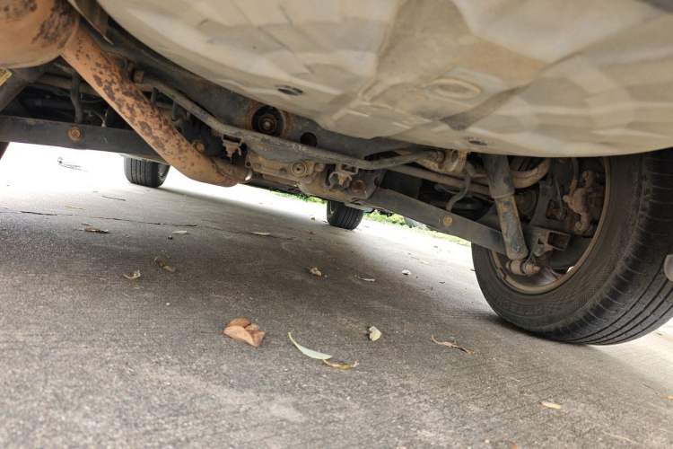 Used Dongfeng Fengdu MX6 2015 2.0L CVT 4x4 Excellence Edition Chassis Rear