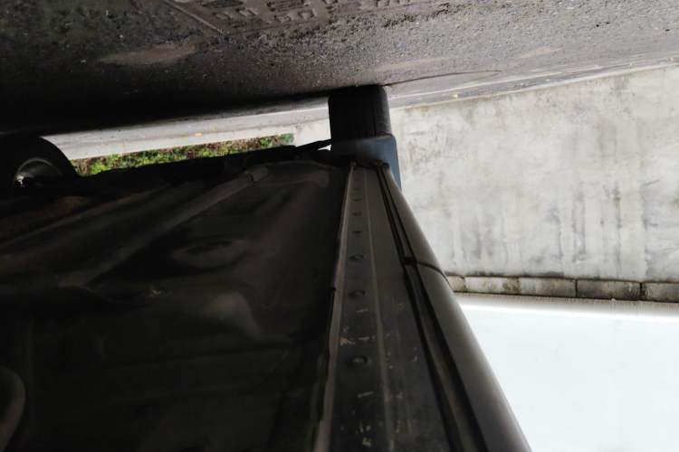Used Dongfeng Fengdu MX6 2015 2.0L CVT Two-Wheel Drive Dream Edition Chassis Rear Left